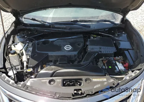 2015 Nissan Altima 2.5 из США, поврежденный, VIN 1N4AL3AP1FC164461